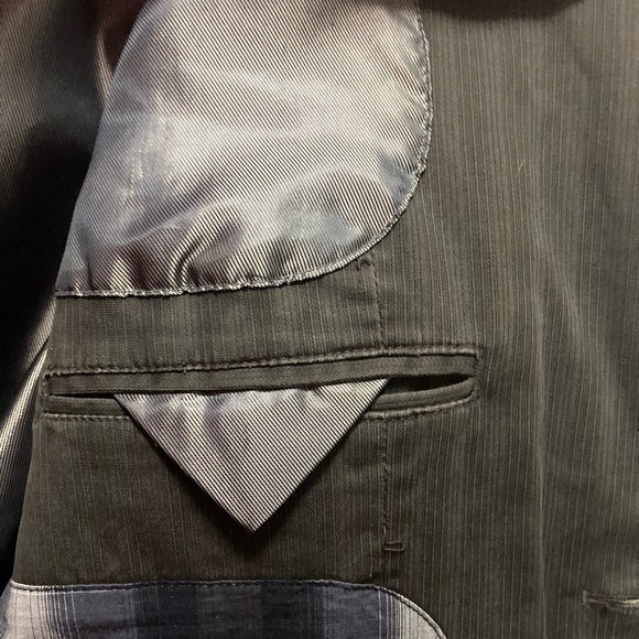 Mantles Jacket - Picture 14 of 14